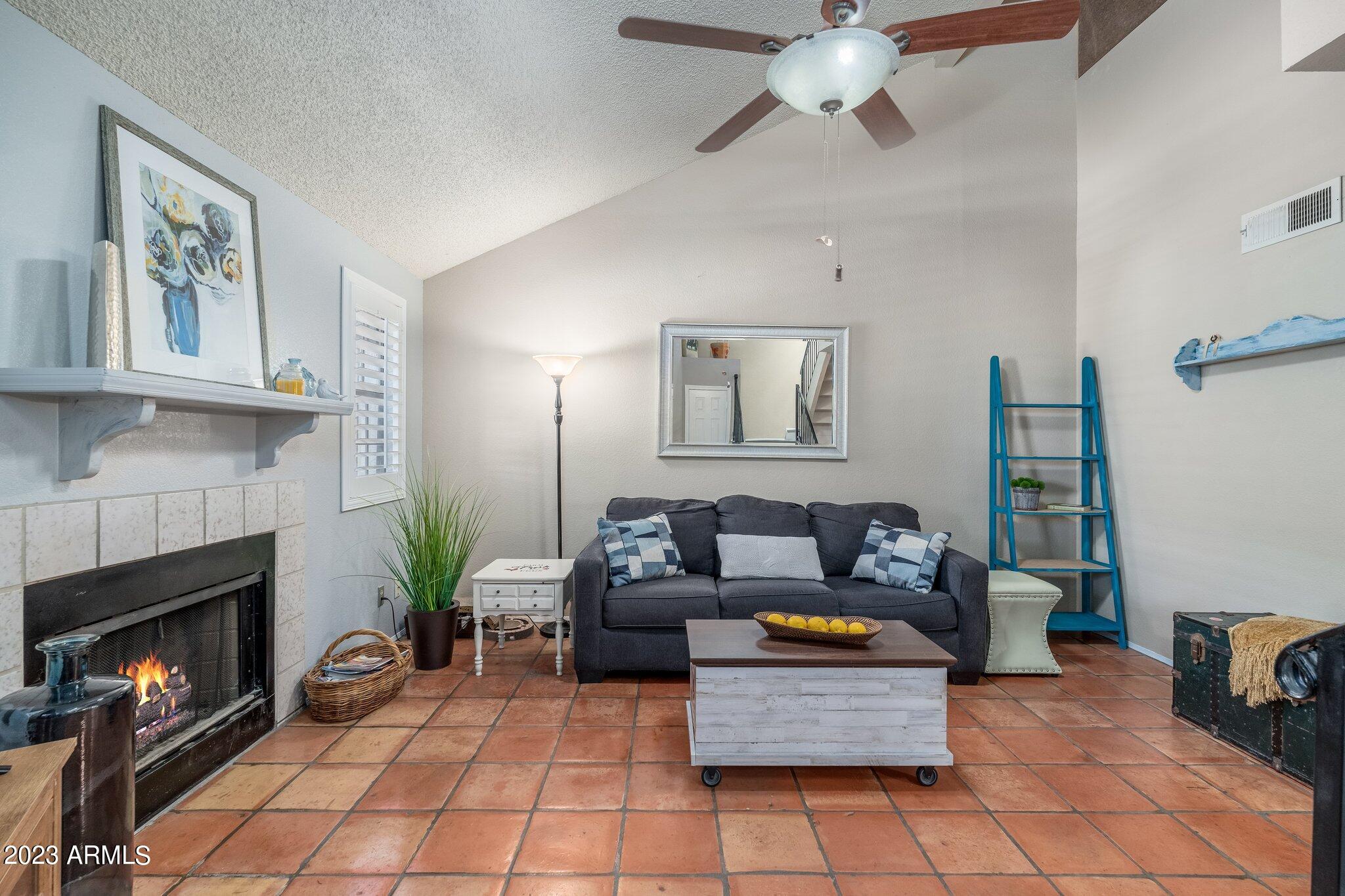 170 East Guadalupe Road, Unit 98 Gilbert, AZ 85234 - Photo 4 of 29 170 E Guadalupe Rd (07)