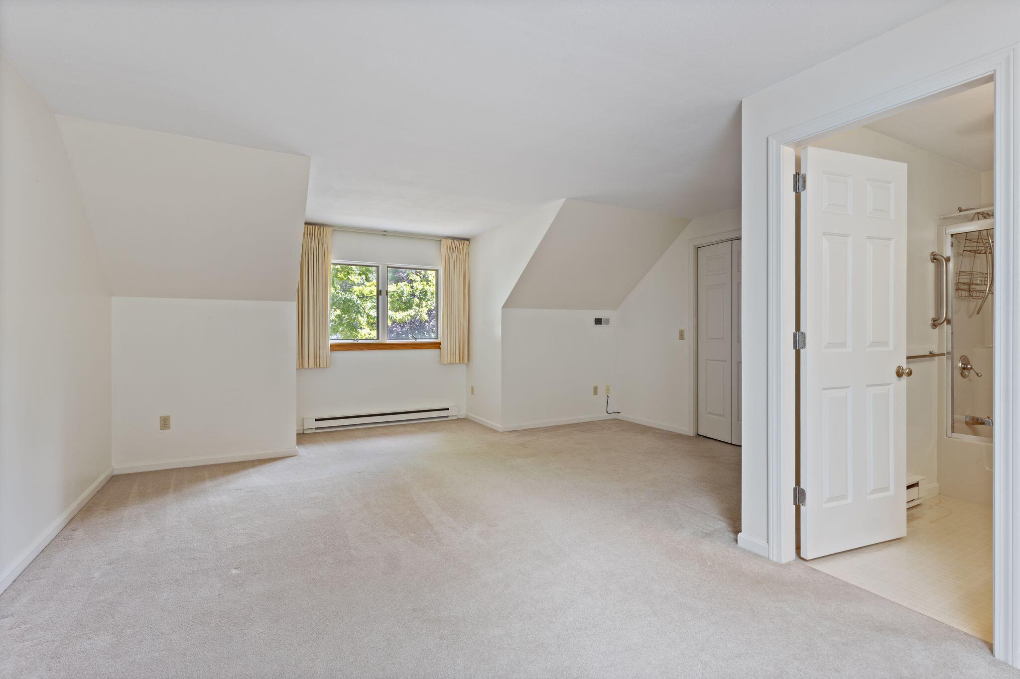 11 Birch Meadow Road, Unit 11 Brunswick, ME 04011 - Photo 27 of 39 11_Birch_Meadow_Rd_080