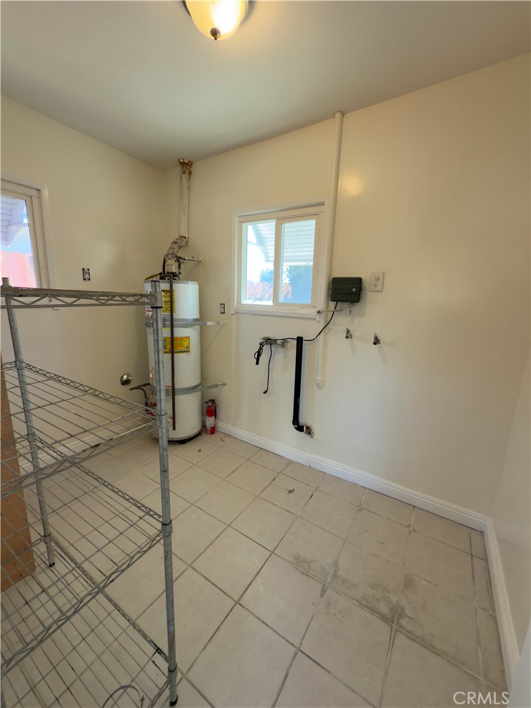 3204 Hempstead Avenue Arcadia, CA 91006 - Photo 15 of 16 a view of an empty room and window