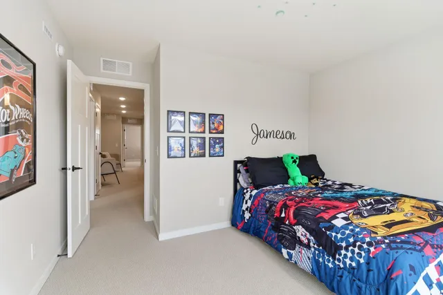 $450,000 | 17922 Genoa Drive, Lakeville, MN 55044