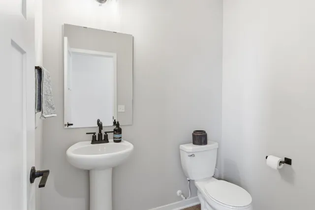 $450,000 | 17922 Genoa Drive, Lakeville, MN 55044