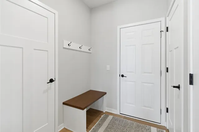 $450,000 | 17922 Genoa Drive, Lakeville, MN 55044