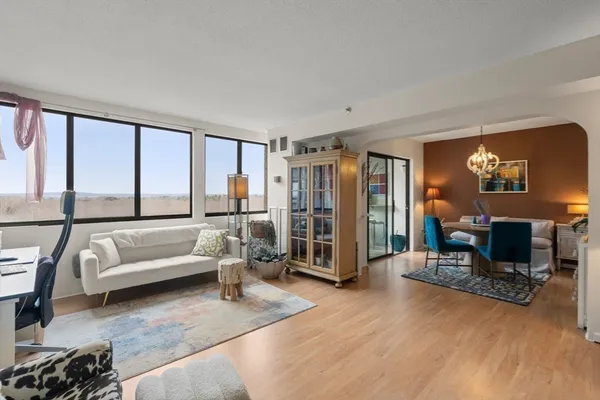 $899,000 | 250 Hammond Pond Parkway, Unit 1406N, Newton, MA 02467