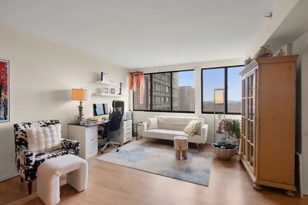 $899,000 | 250 Hammond Pond Parkway, Unit 1406N, Newton, MA 02467