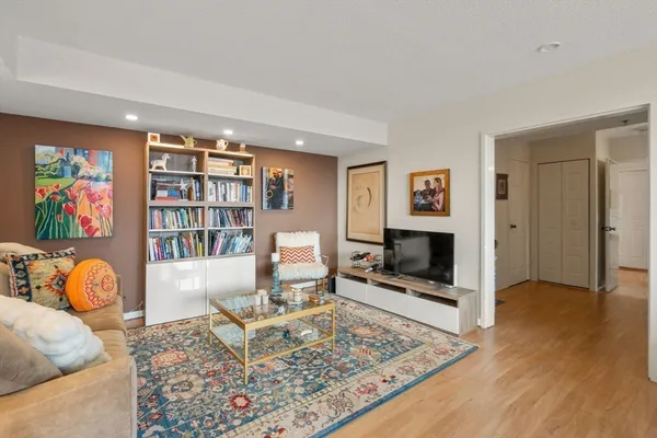 $899,000 | 250 Hammond Pond Parkway, Unit 1406N, Newton, MA 02467