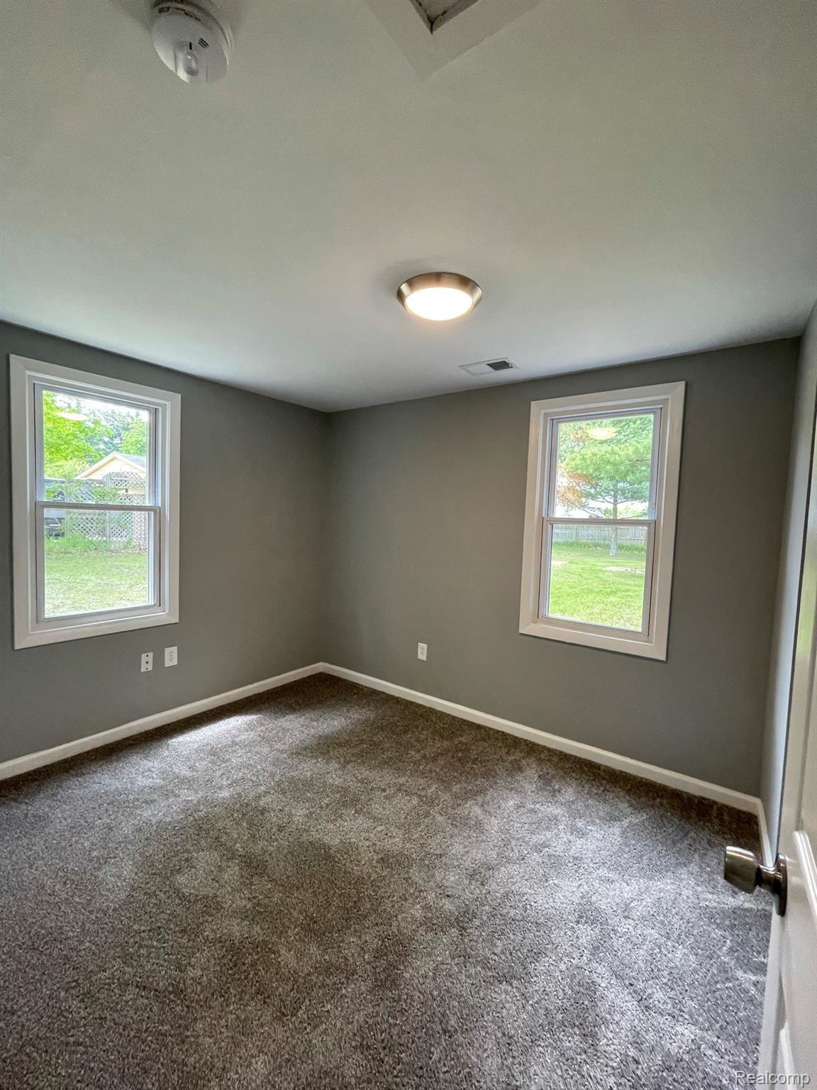 2743 Imlay City Road Lapeer, MI 48446 - Photo 16 of 22 IMG_5092.JPEG