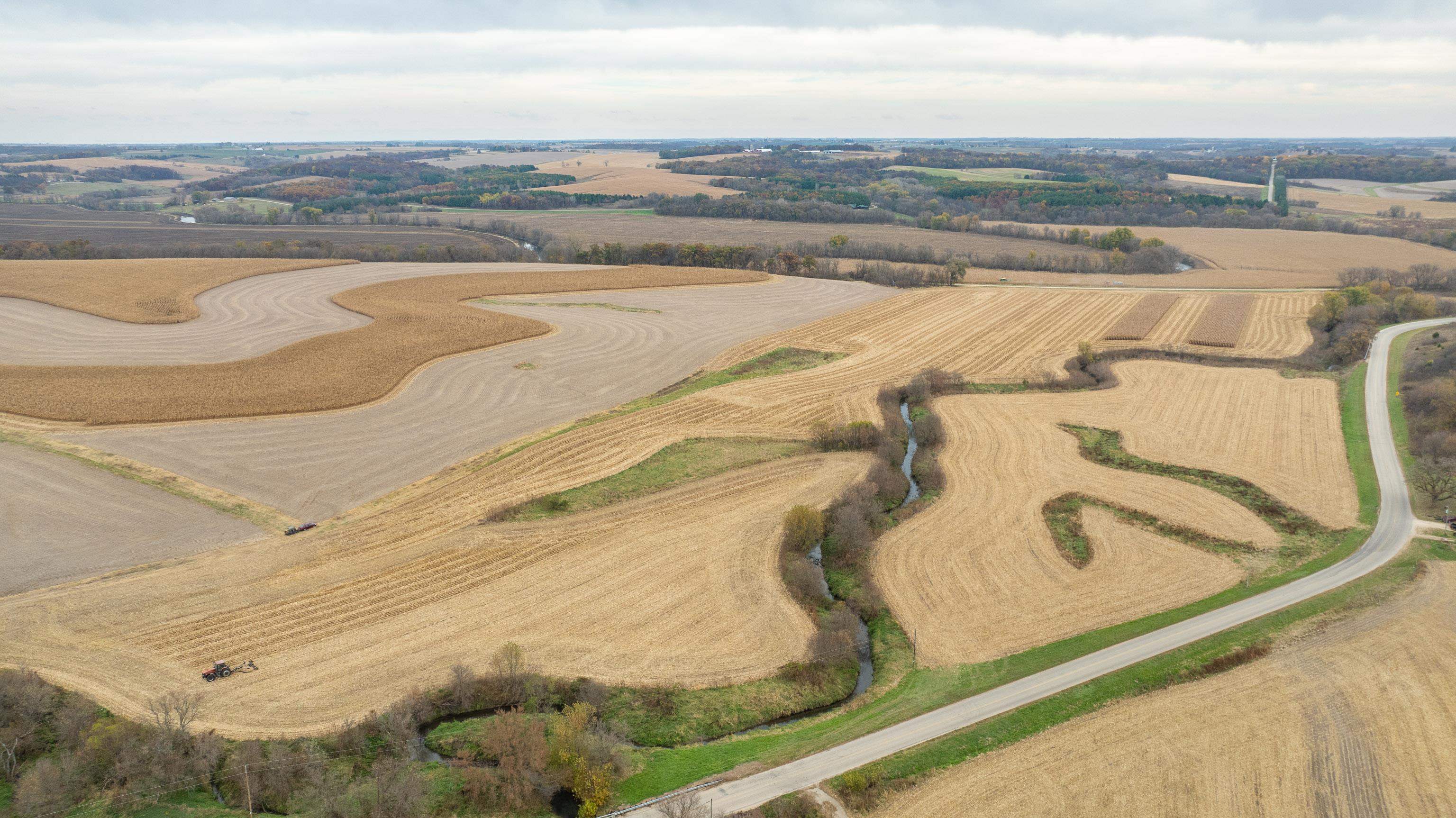 8236 County Road K Gratiot, WI 53541 - Photo 11 of 59