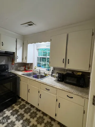 $135,000 | 631 Vance Street East, Wilson, NC 27893