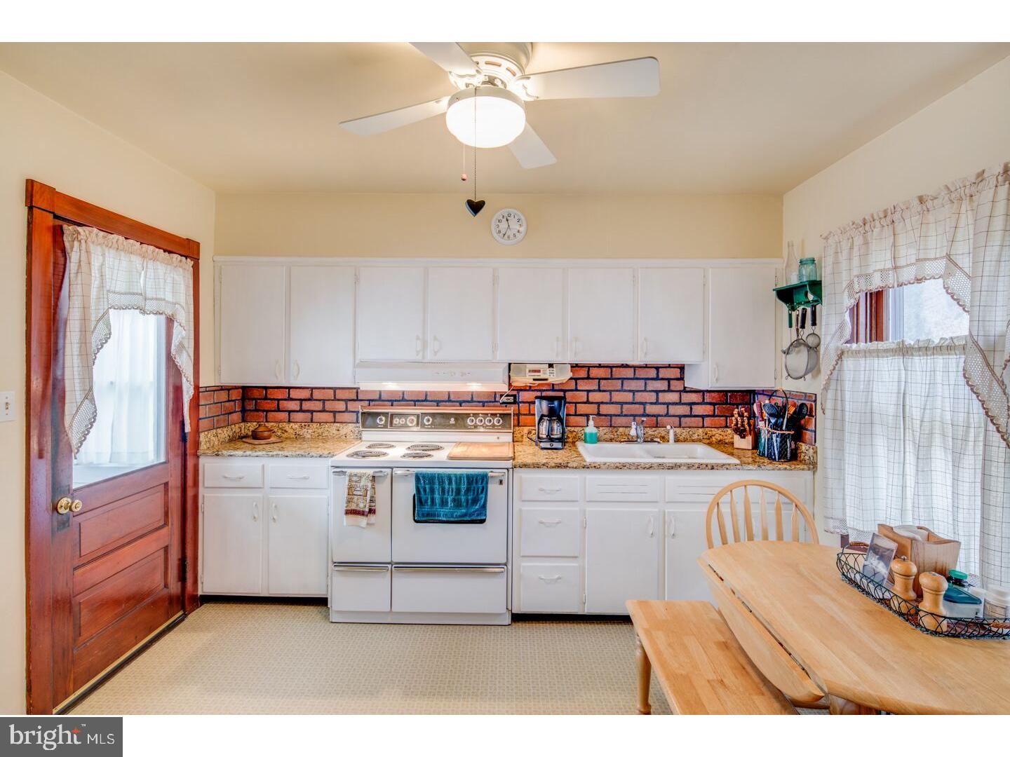 1027 Easton Road Riegelsville, PA 18077 - Photo 8 of 24