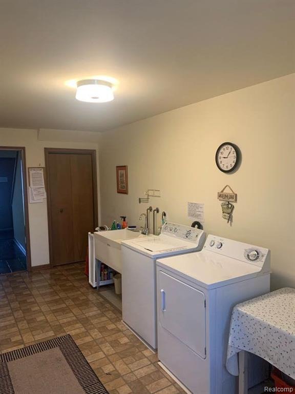 34500 Mulvey Road, Unit 11B Fraser, MI 48026 - Photo 3 of 11