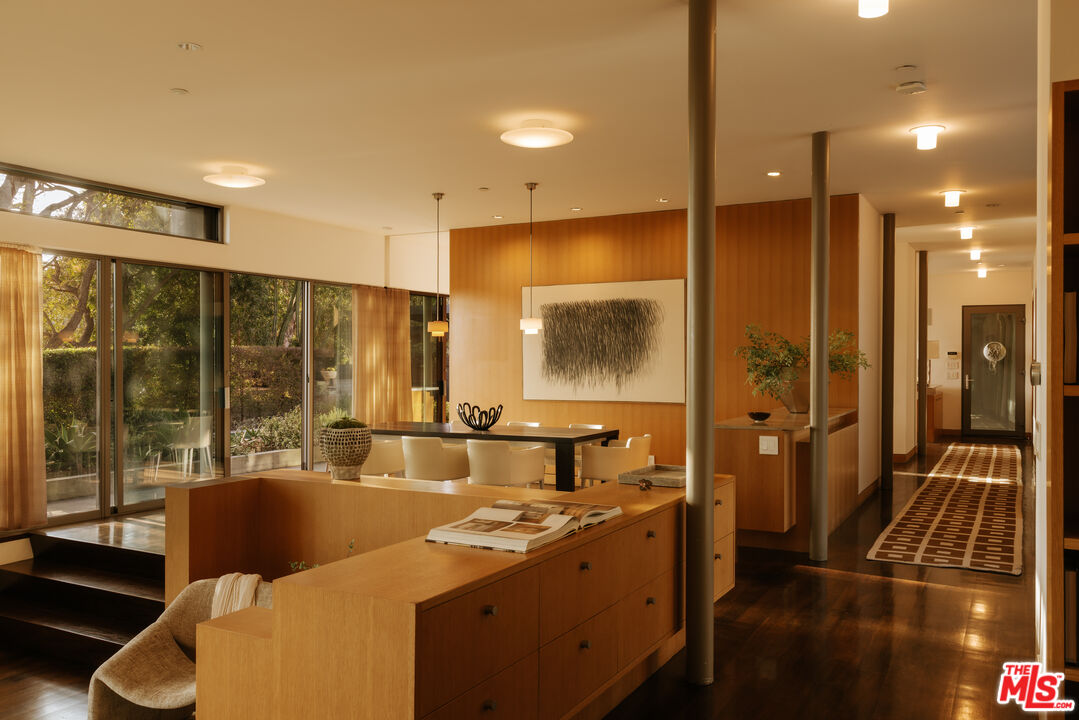 43 Haldeman Road Santa Monica, CA 90402 - Photo 6 of 42