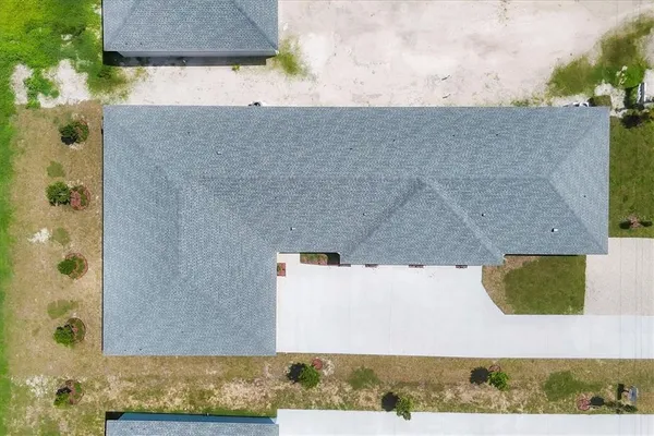a view of outdoor space tennis court