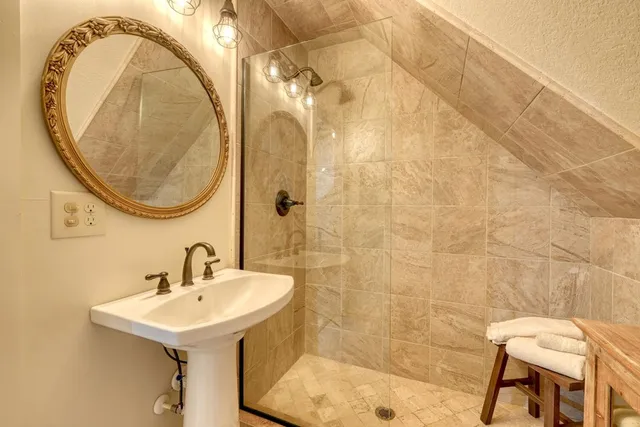 $1,800,000 | 215 Harmony Lane, Hiawassee, GA 30546