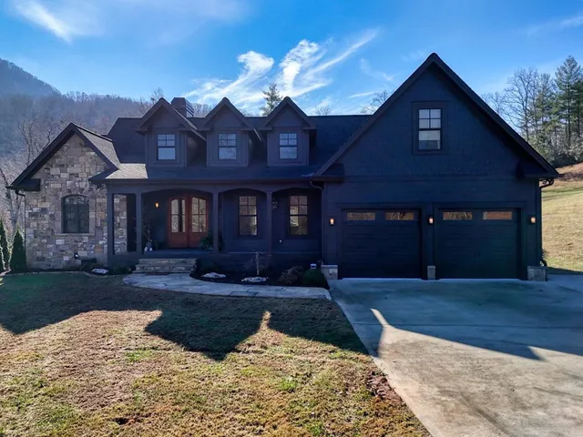 $1,800,000 | 215 Harmony Lane, Hiawassee, GA 30546