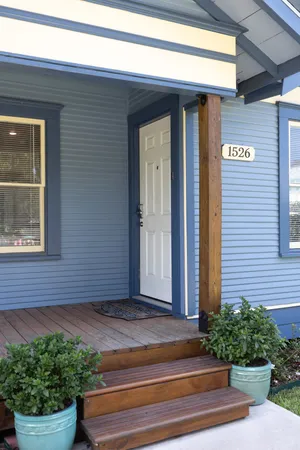 $2,000 | 1526 Lawson Street, Houston, TX 77023