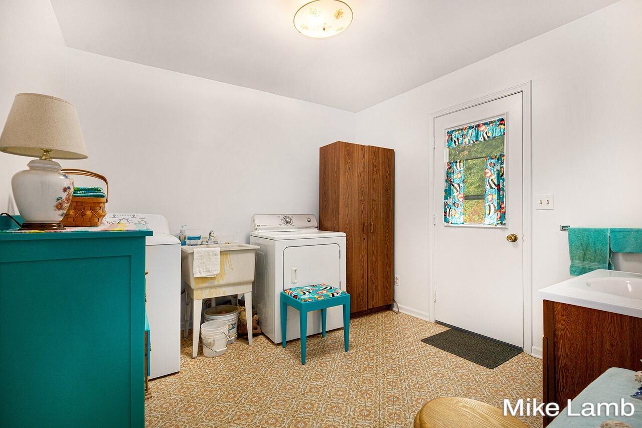 3825 14 Mile Road Northwest Sparta, MI 49345 - Photo 18 of 40 018_14_mile_23_777