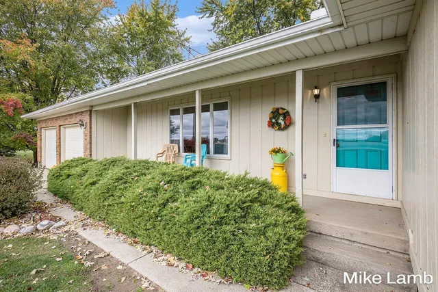 $405,000 | 3825 14 Mile Road Northwest, Sparta, MI 49345