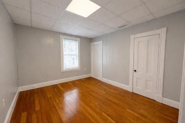 $2,695 | 133 University Avenue, Unit 6, Lowell, MA 01854