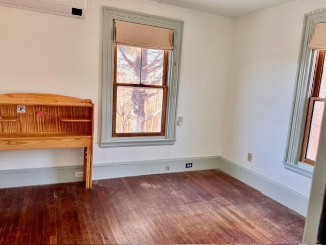 54 Elizabeth Street Portland, ME 04108 - Photo 10 of 10 382edcda-ef73-480b-b74b-7152b67486e3