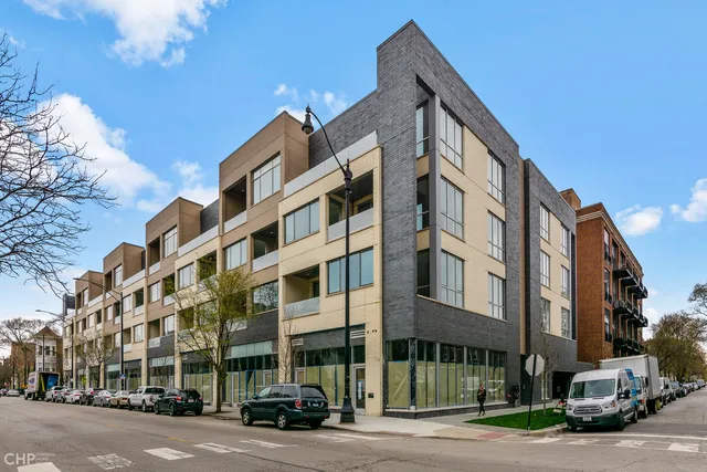 $3,200 | 1957 North Fairfield Avenue, Unit 4A, Chicago, IL 60647
