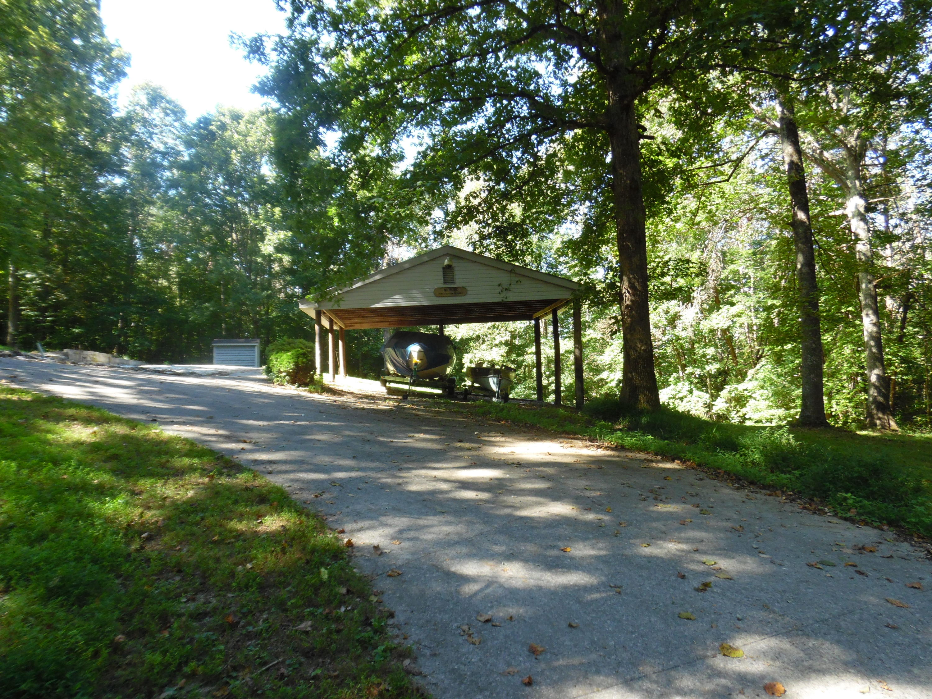 1425 Sulphur Springs Road Clinton, TN 37716 - Photo 14 of 37 Covered Area to Put Boat Etc