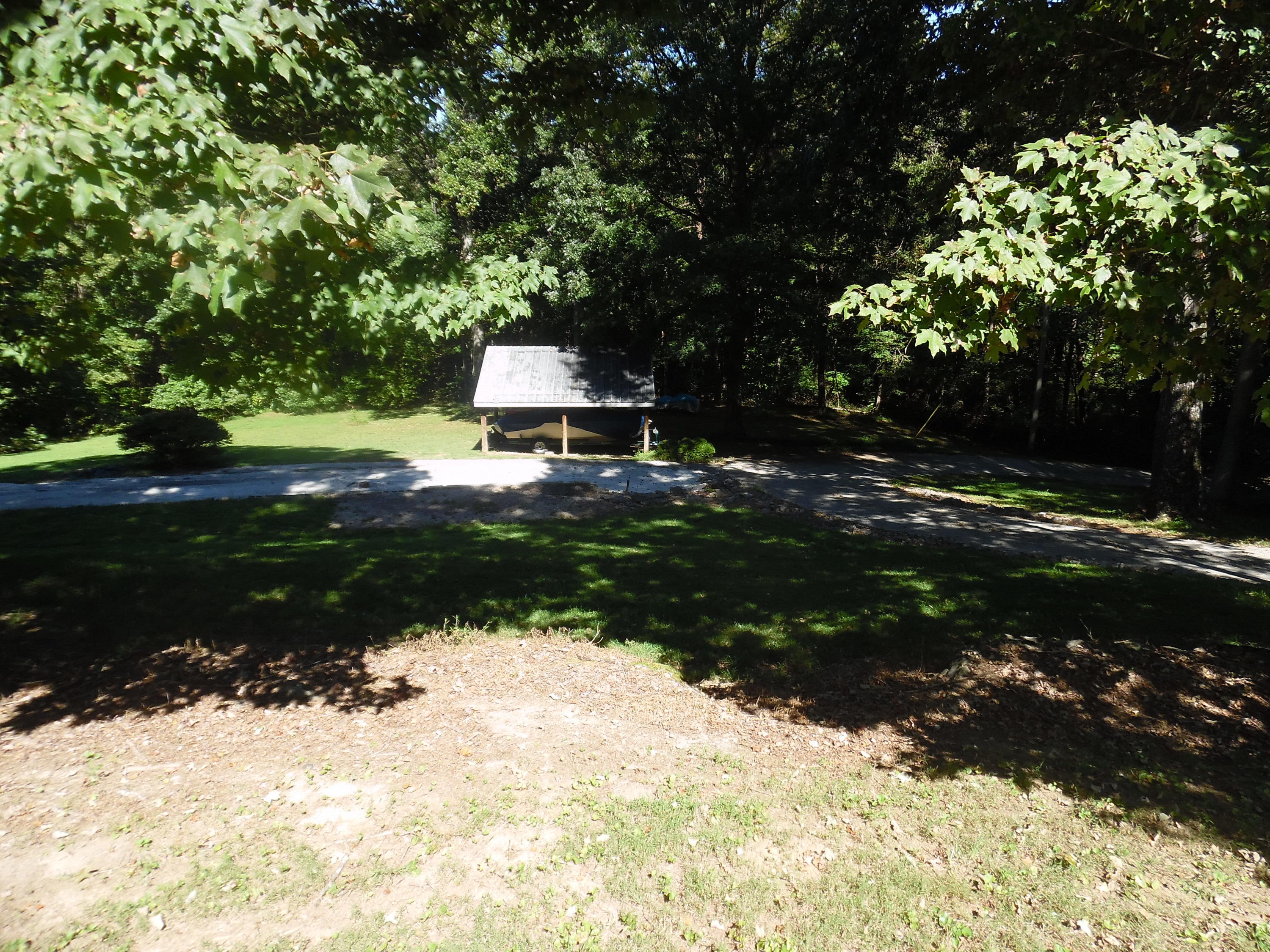 1425 Sulphur Springs Road Clinton, TN 37716 - Photo 17 of 37 View to Covered Parking