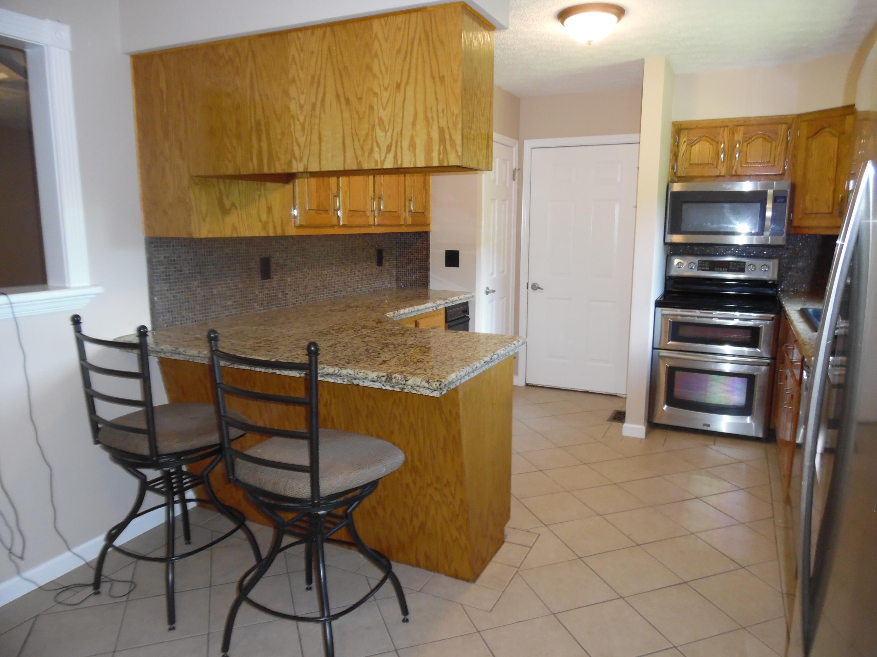 1425 Sulphur Springs Road Clinton, TN 37716 - Photo 24 of 37 Granite Counter Tops