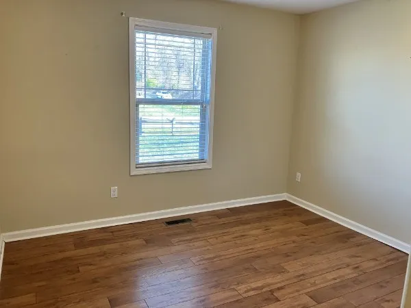 $1,300 | 191 Pyle Lane, Hopkinsville, KY 42240