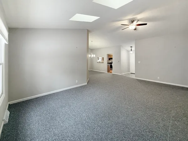 $210,000 | 1020 Bertram Drive, Unit 171, Freeport, IL 61032