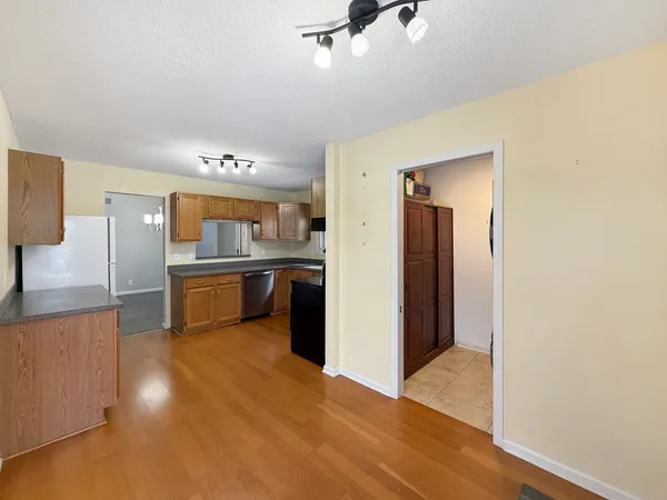 $210,000 | 1020 Bertram Drive, Unit 171, Freeport, IL 61032