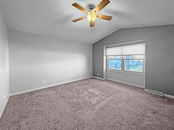 $210,000 | 1020 Bertram Drive, Unit 171, Freeport, IL 61032