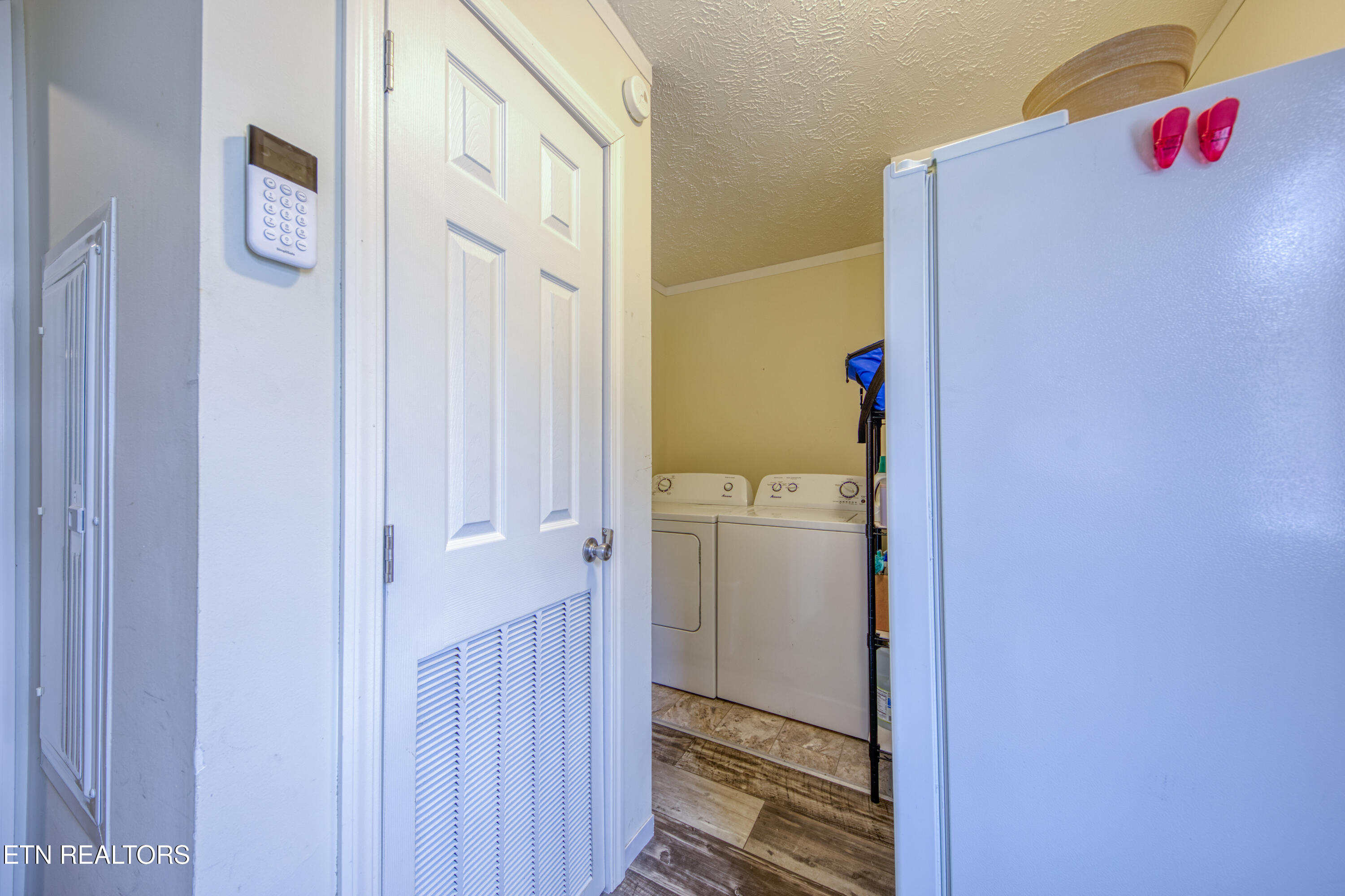 3143 Webbing Way Cosby, TN 37722 - Photo 18 of 31 Laundry room