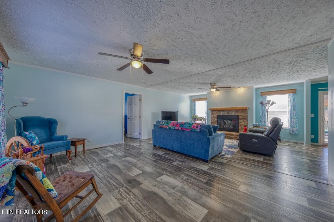 3143 Webbing Way Cosby, TN 37722 - Photo 3 of 31 Living room