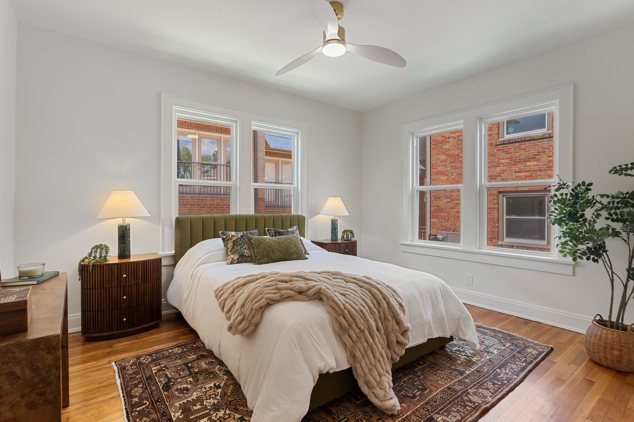 2005 Convent Place, Unit 1 Nashville, TN 37212 - Photo 33 of 41 a bed room with a bed and a lamp