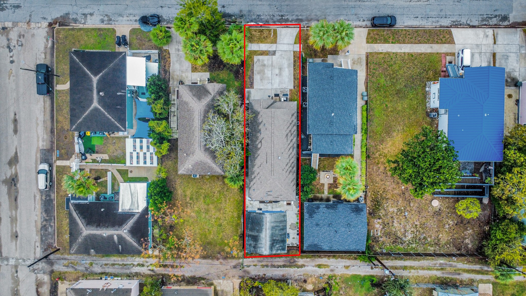 5319 Avenue R Galveston, TX 77551 - Photo 18 of 20 an aerial view of residential houses with outdoor space