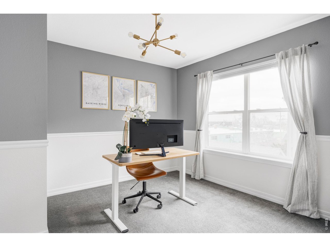 4954 10th Street Boulder, CO 80304 - Photo 17 of 21 a workspace with furniture and a window