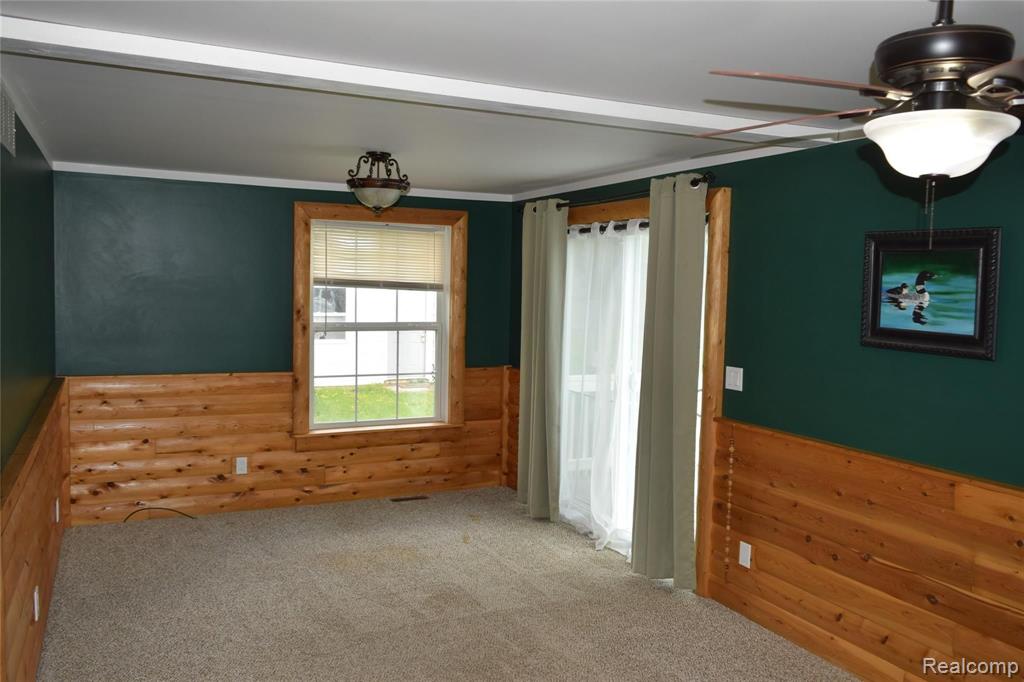 8257 Potter Road Flushing, MI 48433 - Photo 3 of 18