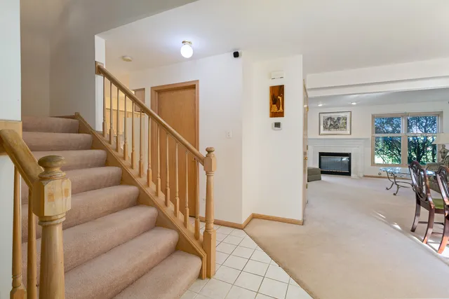 $425,000 | 1078 Amber Drive, Lemont, IL 60439