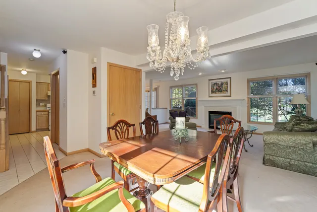 $425,000 | 1078 Amber Drive, Lemont, IL 60439