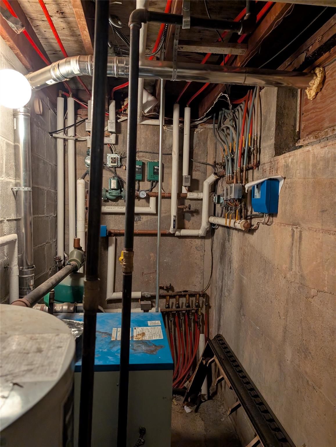 15 Lenzie Street Staten Island, NY 10312 - Photo 16 of 19 a view of roof deck