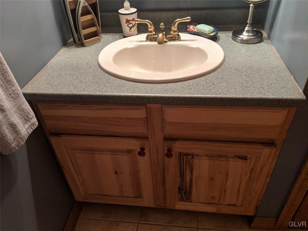 501 West Mountain Road Wind Gap, PA 18091 - Photo 33 of 46 Gallery Image 33