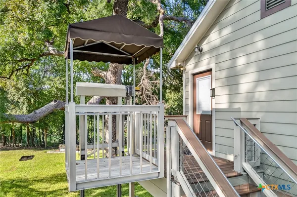 $1,050,000 | Undisclosed Address, Luling, TX 78648