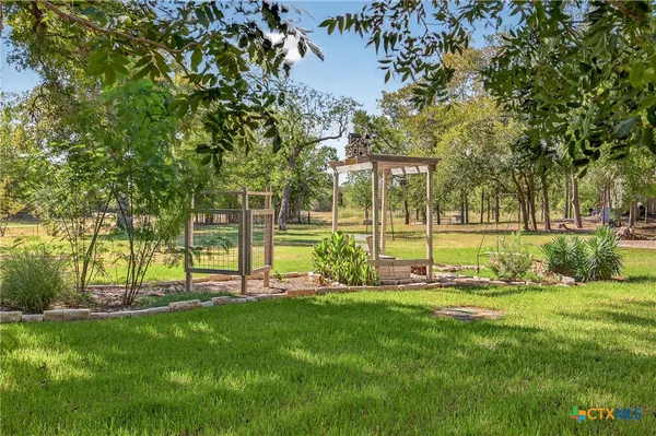 $1,050,000 | Undisclosed Address, Luling, TX 78648