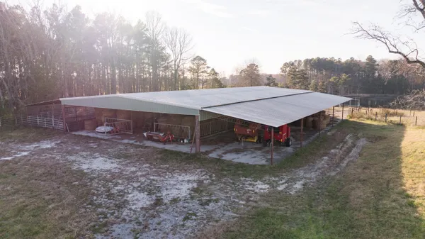 $1,100,000 | 136 Golf Course Road, Menlo, GA 30731