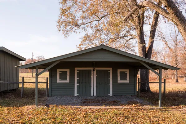 $1,100,000 | 136 Golf Course Road, Menlo, GA 30731