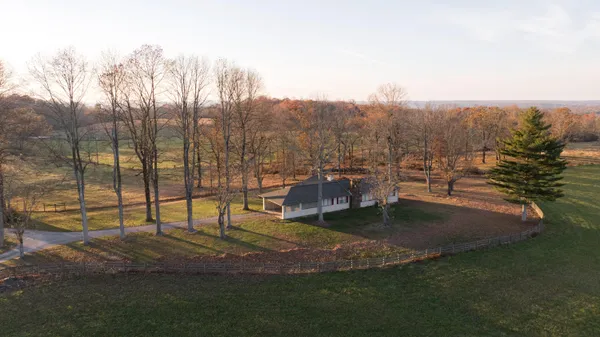 $1,100,000 | 136 Golf Course Road, Menlo, GA 30731