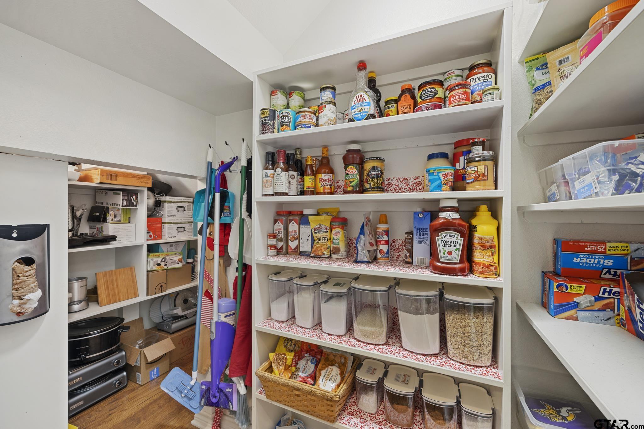 19950 Post Oak Bend Lindale, TX 75771 - Photo 15 of 42 a room with baby toys and storage