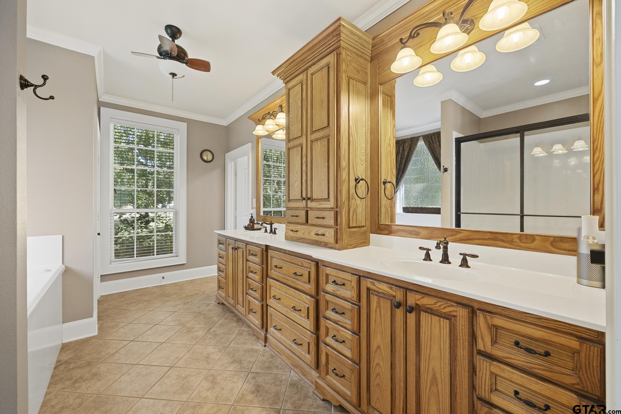 19950 Post Oak Bend Lindale, TX 75771 - Photo 24 of 42 a view of bathroom with dual sinks