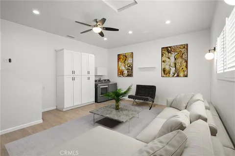 $1,249,000 | 1713 North Pepper Street, Burbank, CA 91505