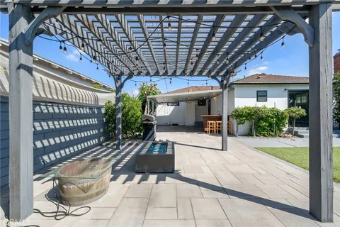 $1,249,000 | 1713 North Pepper Street, Burbank, CA 91505
